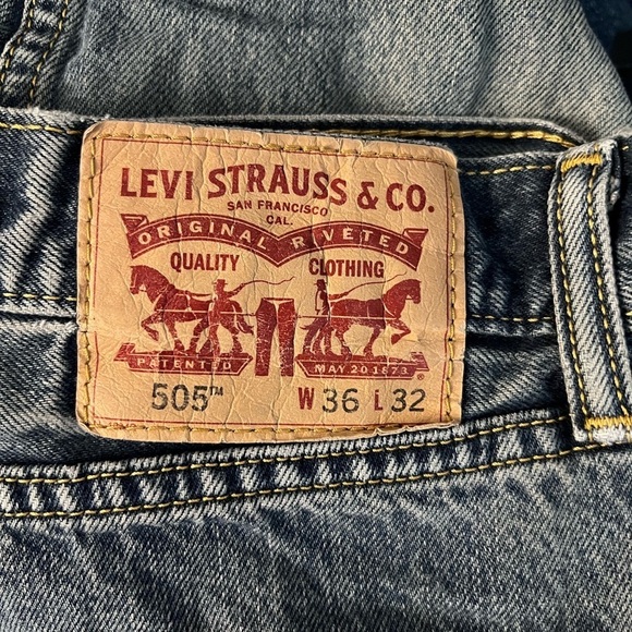 Levi's 505 Men Straight Jeans - Picture 6 of 7